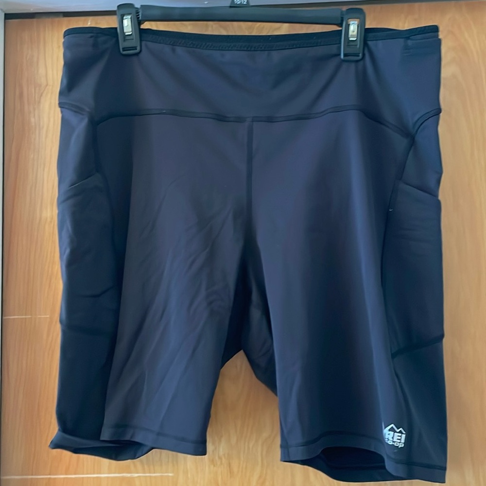 REI 9” Women’s Swiftland Running Shorts